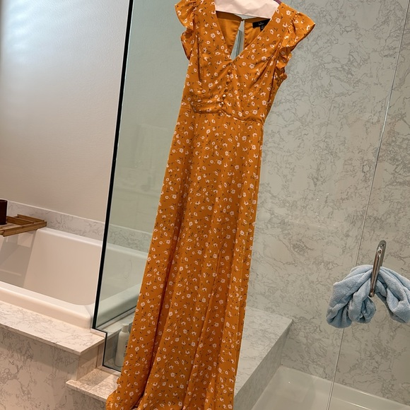 Lulus Wedding guest dress - Picture 2 of 4